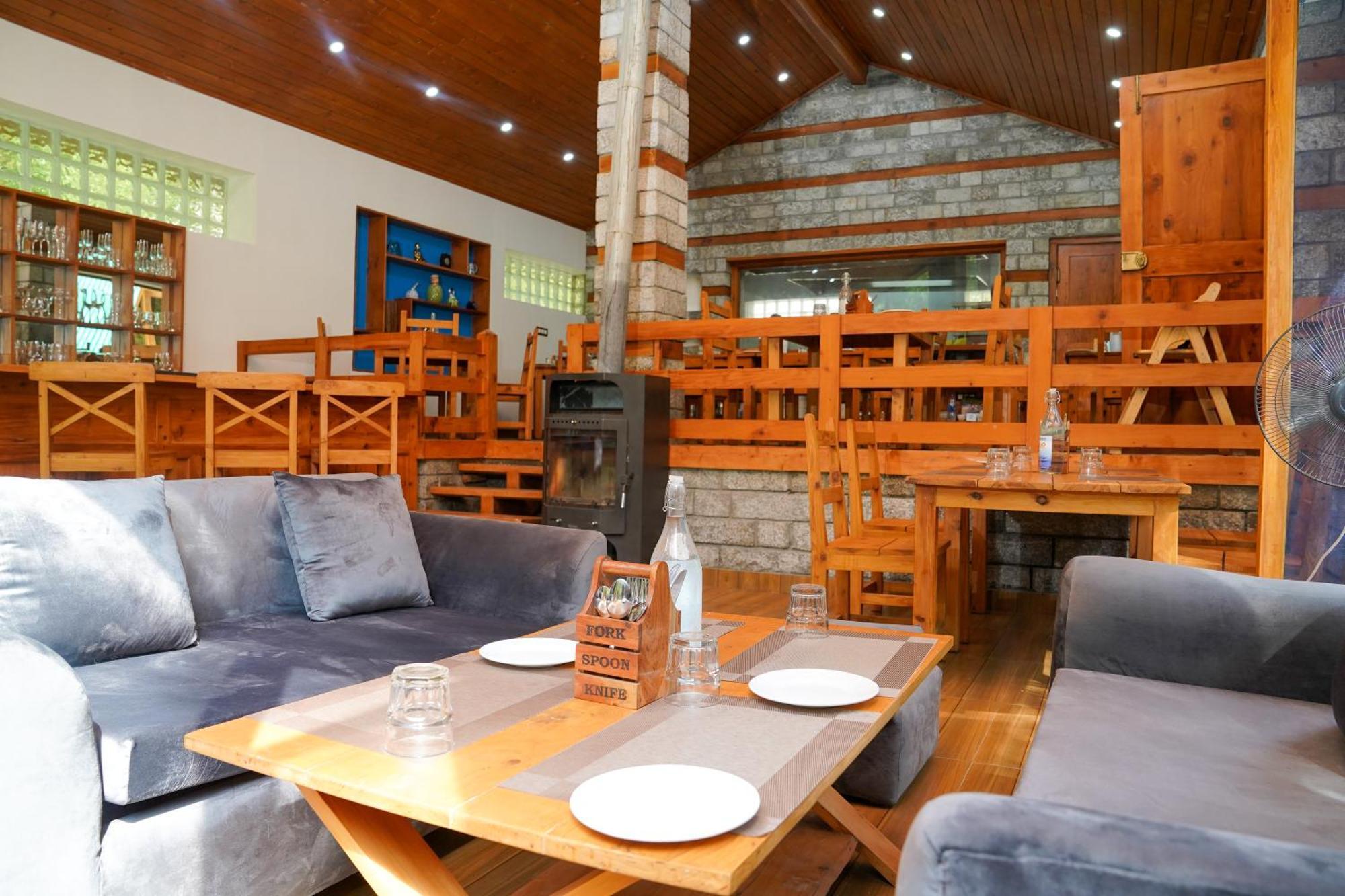 Zone Connect By The Park, Manali Hotel Kültér fotó