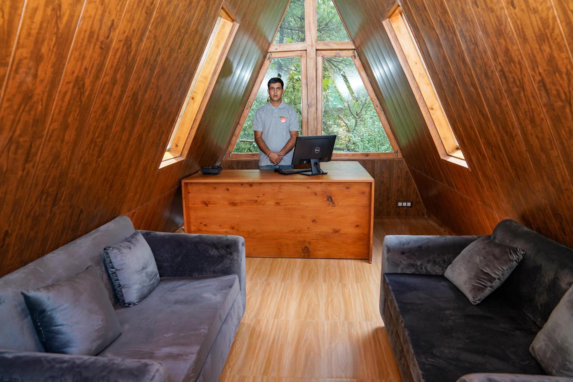 Zone Connect By The Park, Manali Hotel Kültér fotó
