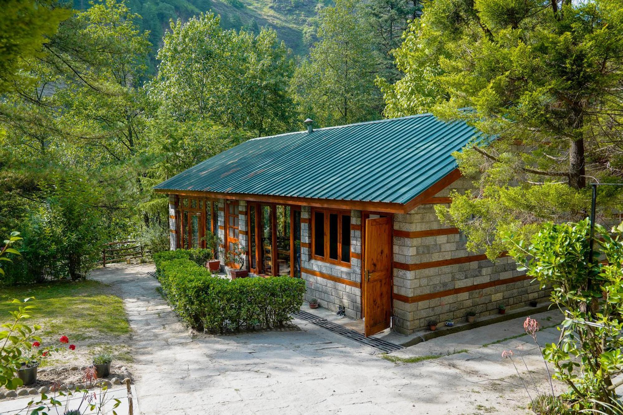 Zone Connect By The Park, Manali Hotel Kültér fotó