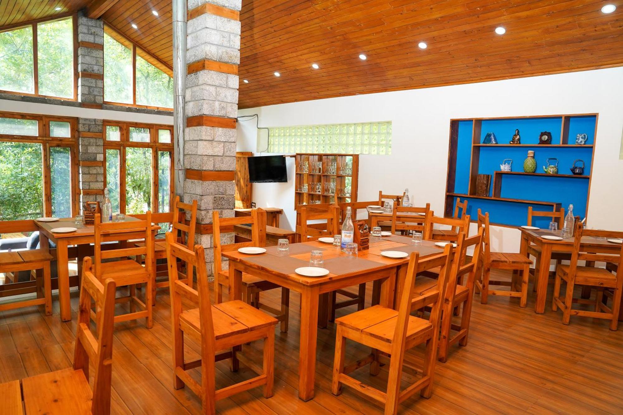 Zone Connect By The Park, Manali Hotel Kültér fotó